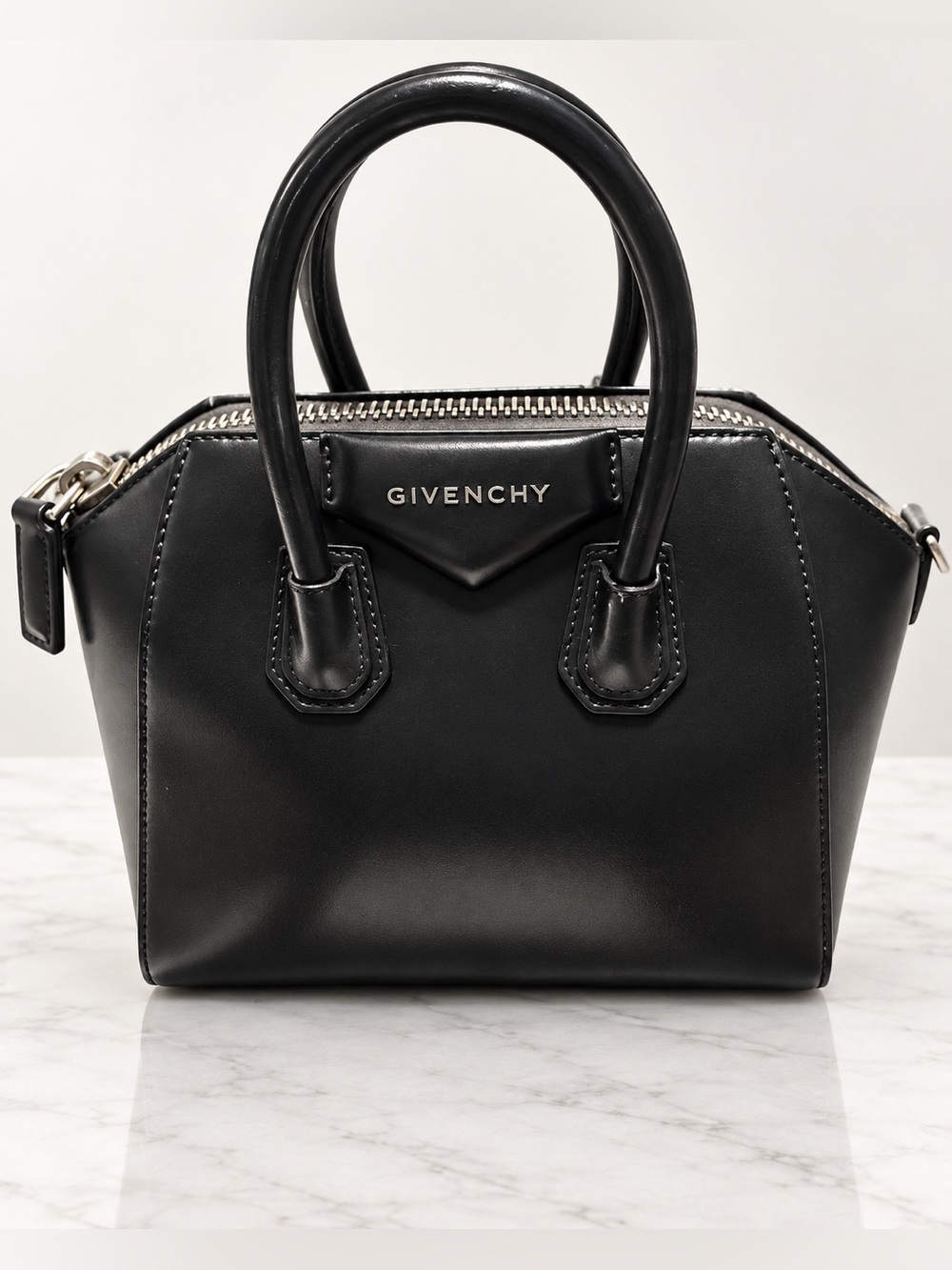 Givenchy Antigona mini